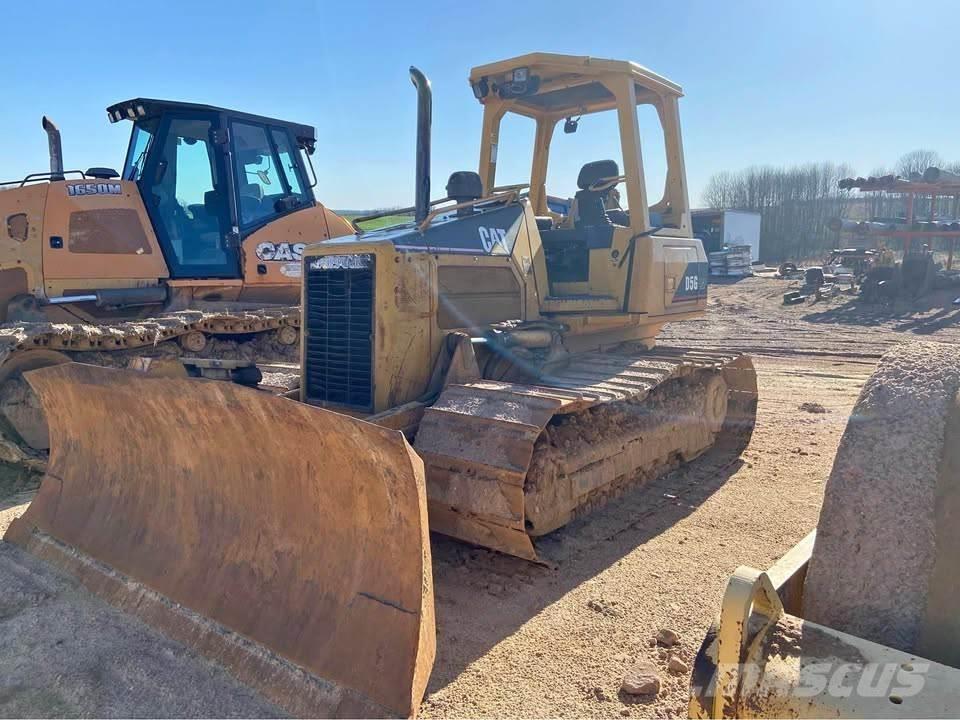 CAT D5G Buldooserid
