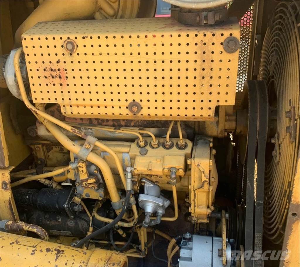 CAT D5H Buldooserid