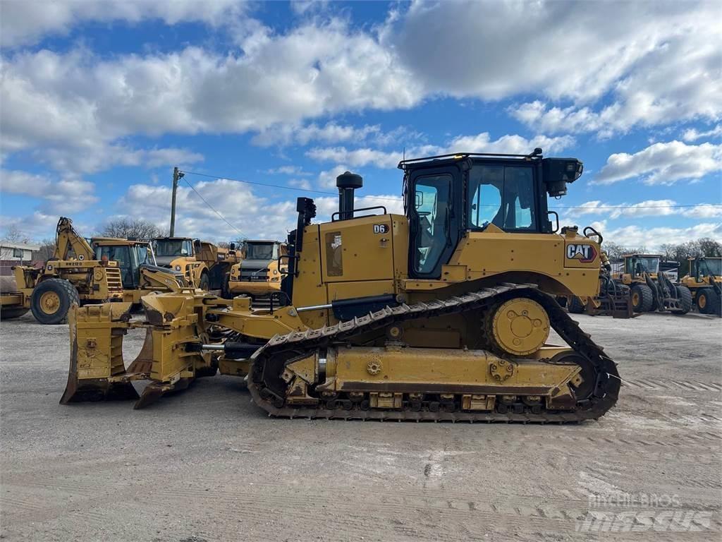 CAT D6 Buldooserid