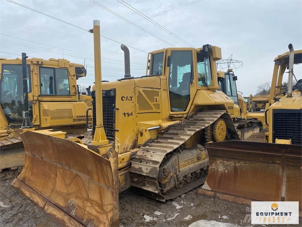 CAT D6N XL Buldooserid