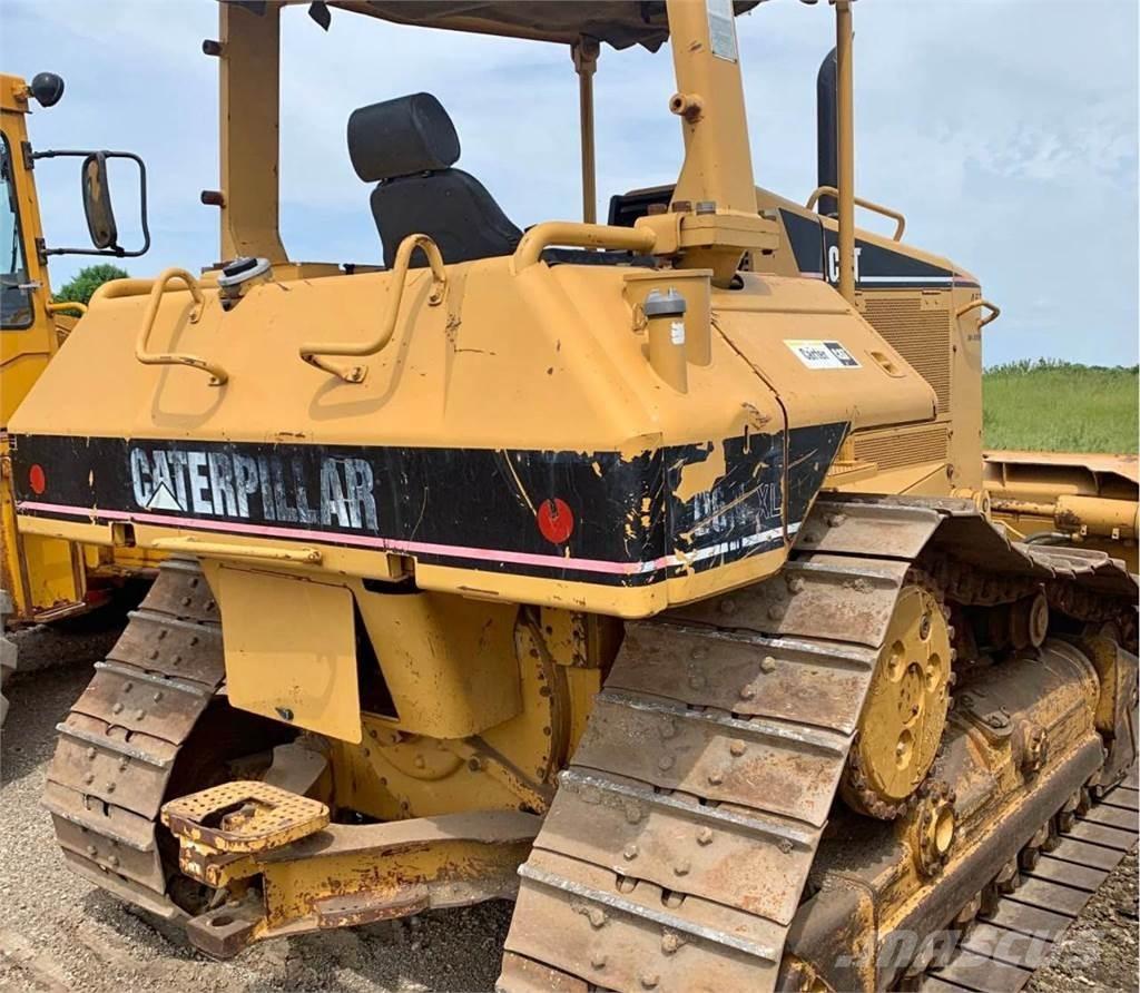 CAT D6N XL Buldooserid