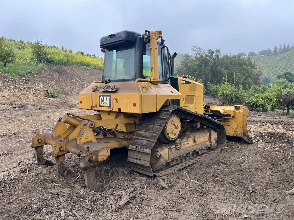 CAT D6N XL Buldooserid