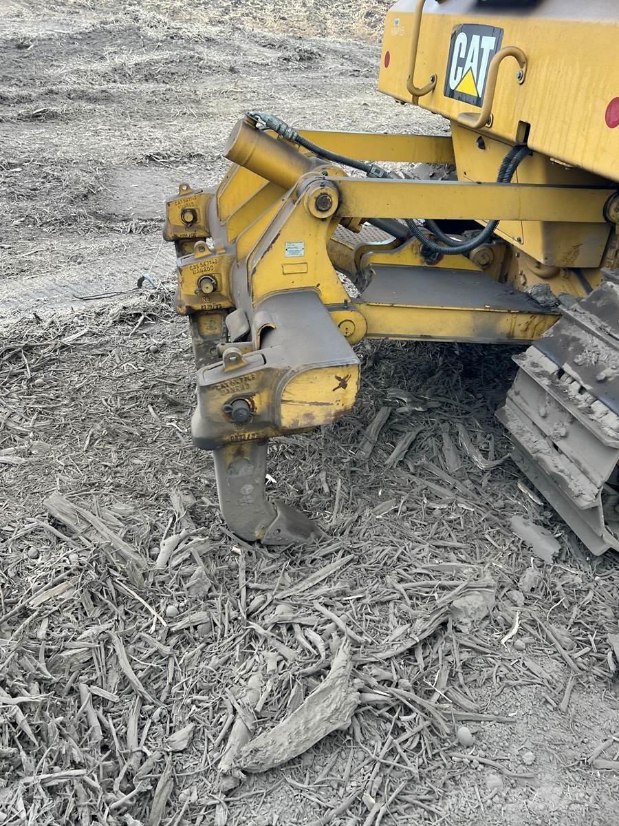 CAT D6N XL Buldooserid