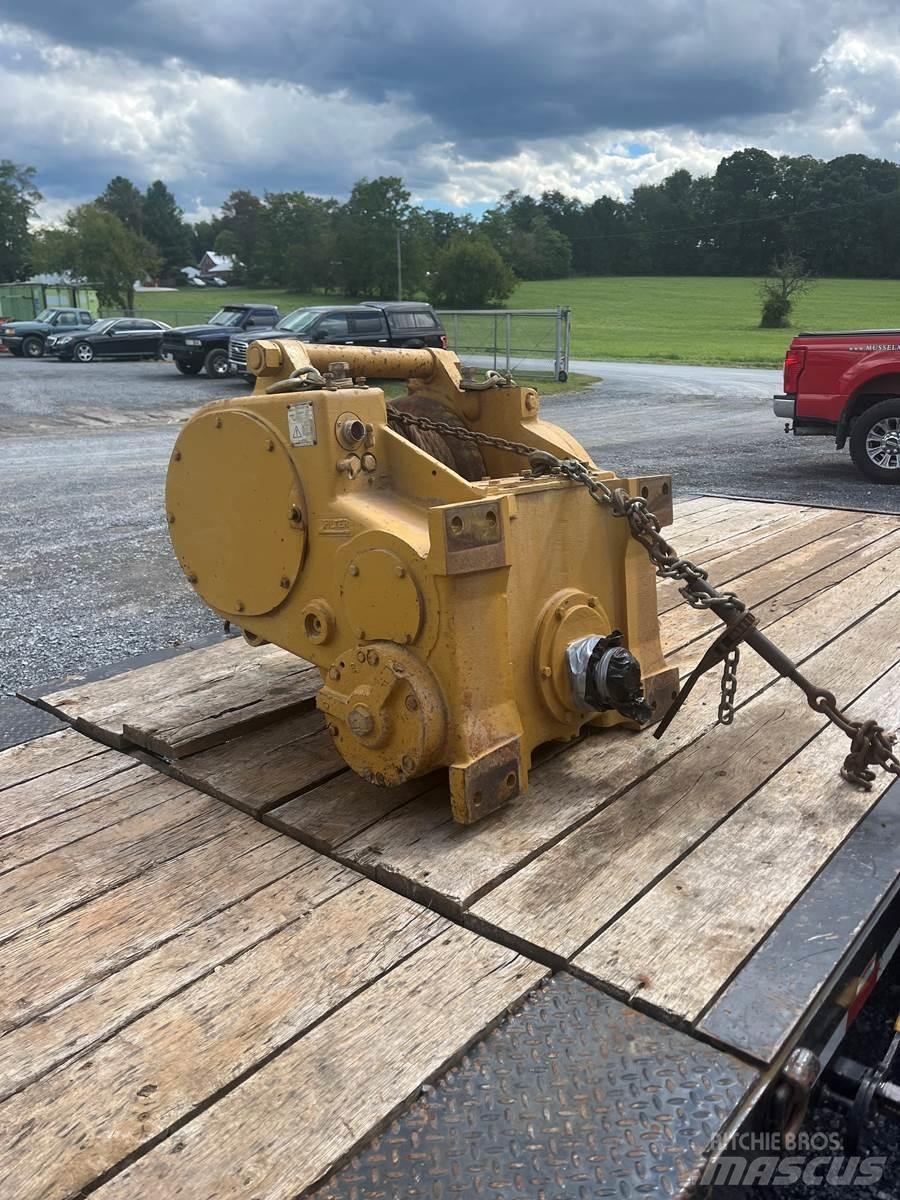 CAT D6T Buldooserid