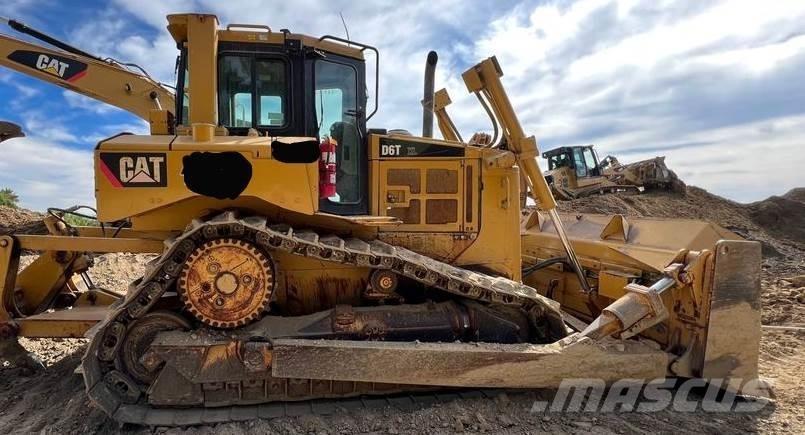 CAT D6T Buldooserid