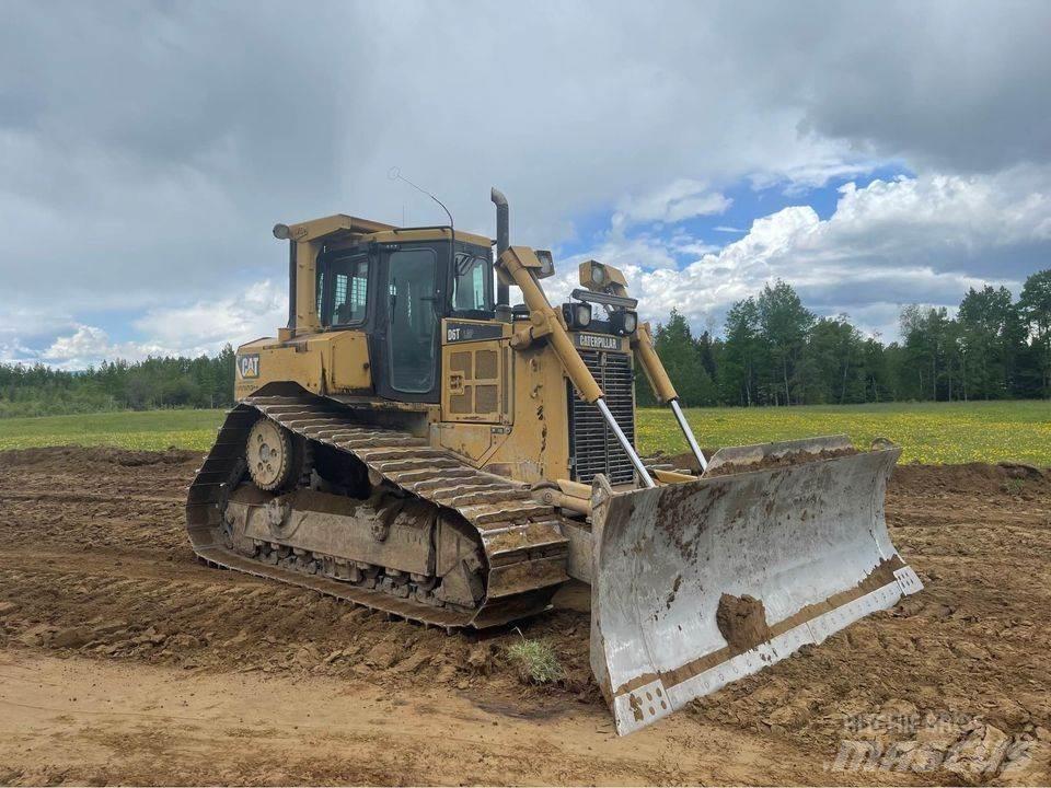 CAT D6T Buldooserid
