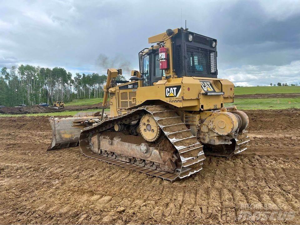 CAT D6T Buldooserid