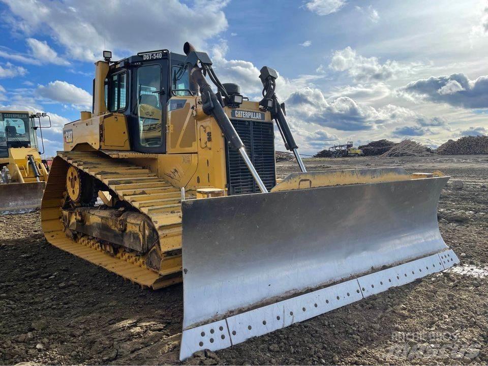 CAT D6T Buldooserid