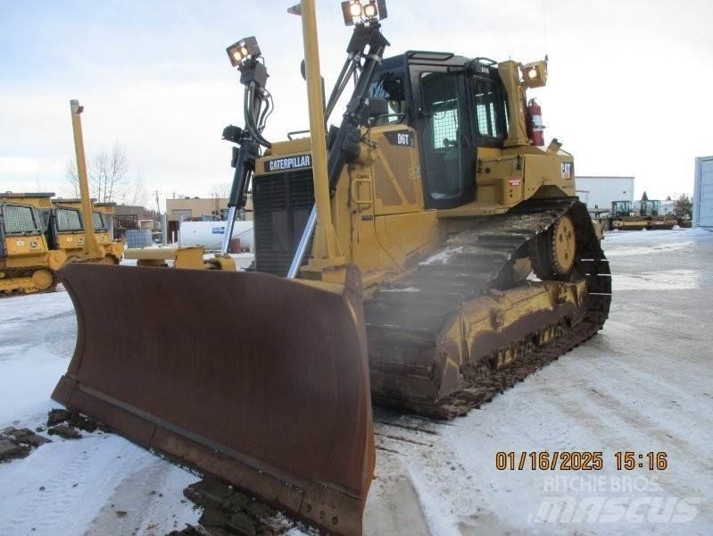 CAT D6T Buldooserid