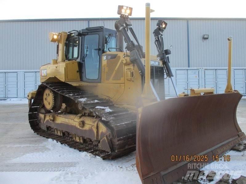 CAT D6T Buldooserid