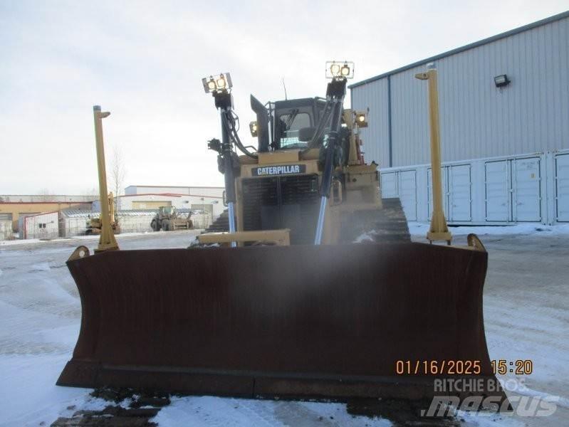 CAT D6T Buldooserid
