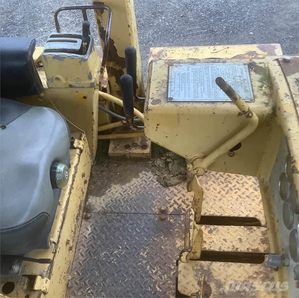 CAT D7F Buldooserid
