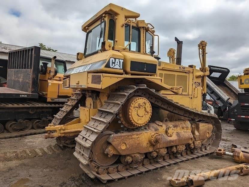 CAT D8N Buldooserid