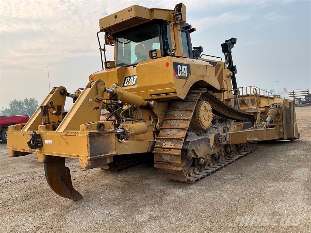 CAT D8T Buldooserid