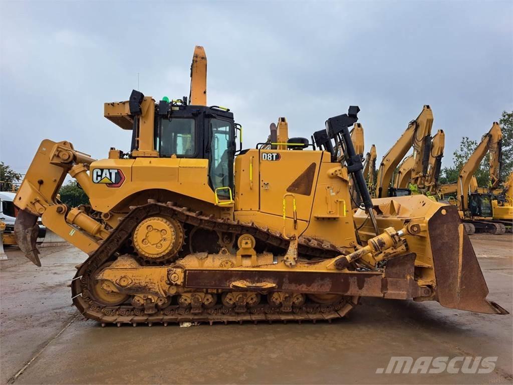 CAT D8T Buldooserid