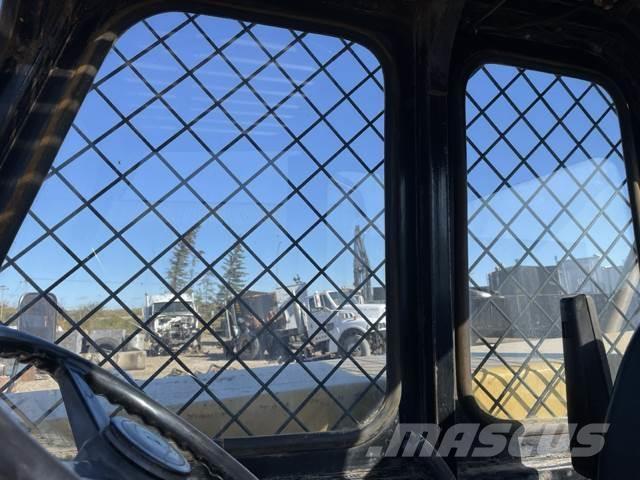 CAT TH83 Teleskooplaadurid