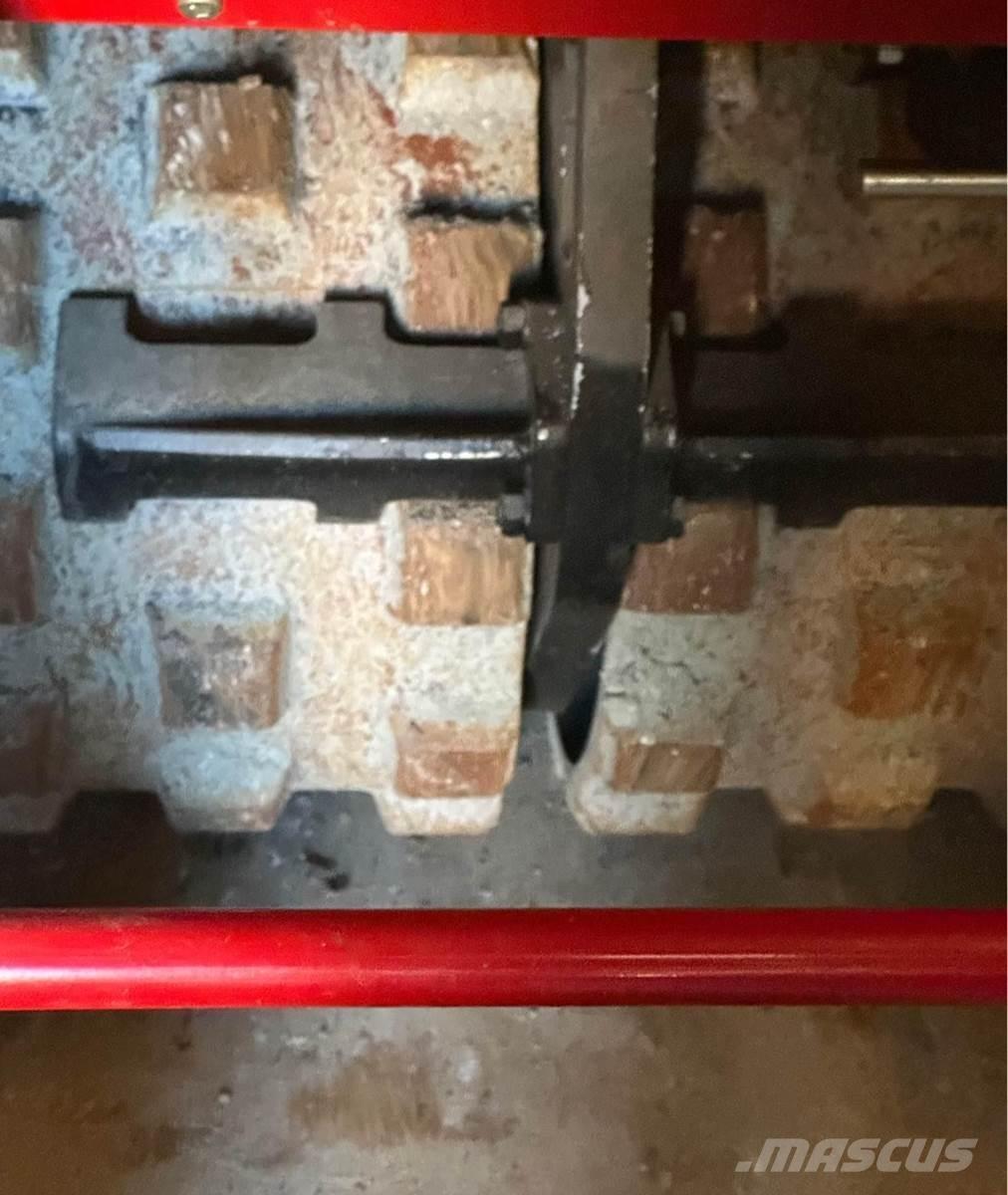  CP TR630 Järelveetavad vibrorullid