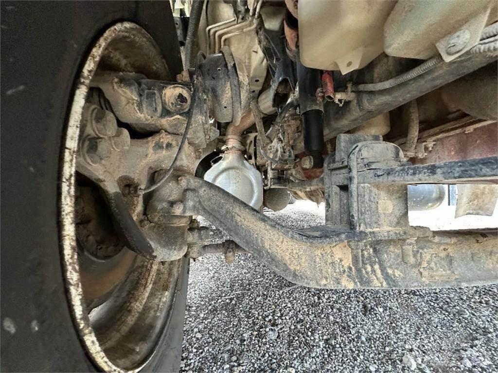  Dana LT625 Sillad