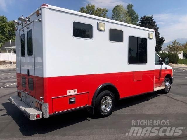 Ford E-450 Kiirabiautod