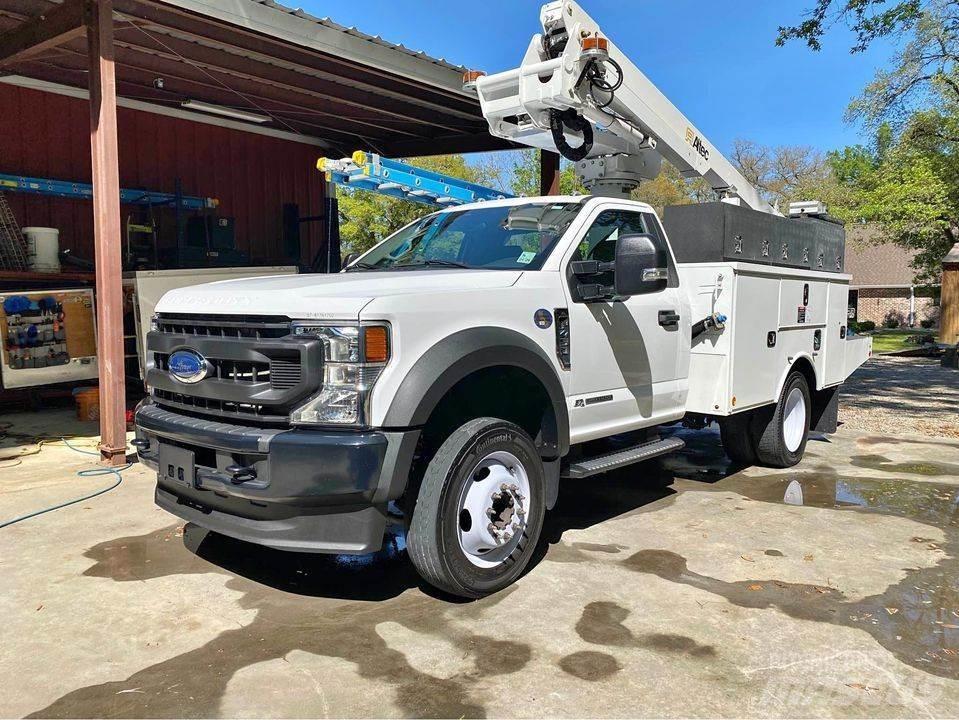 Ford F-450 Auto korvtõstukid