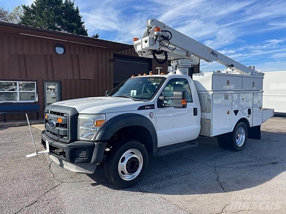 Ford F-450 Auto korvtõstukid