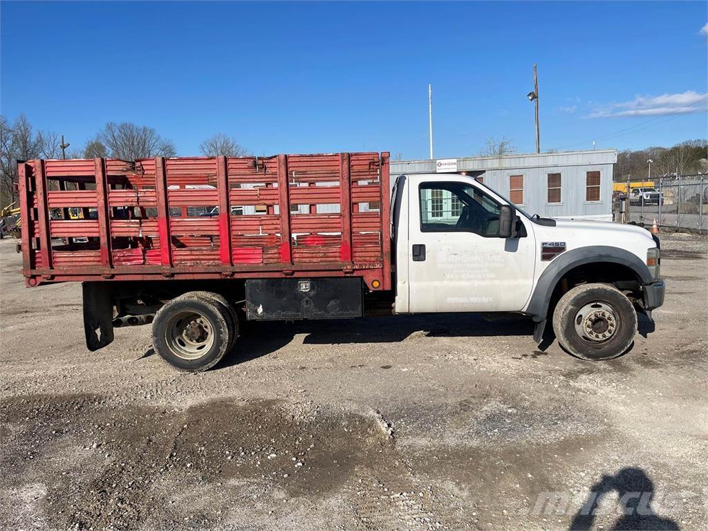 Ford F-450 Loomaveokid