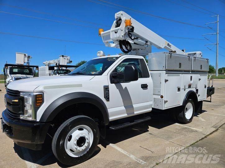 Ford F-450 Auto korvtõstukid