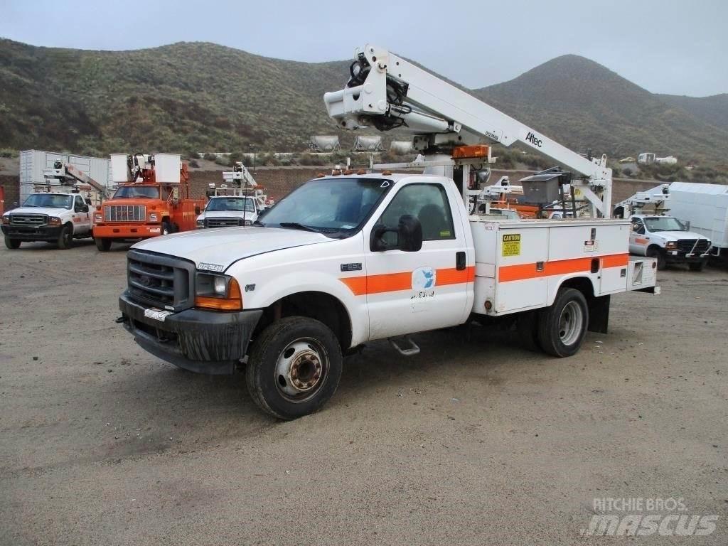 Ford F-550 Auto korvtõstukid