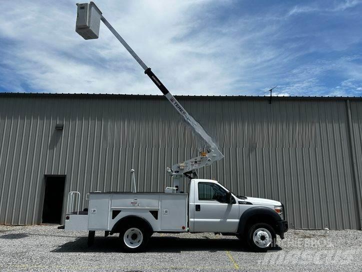 Ford F-550 Auto korvtõstukid