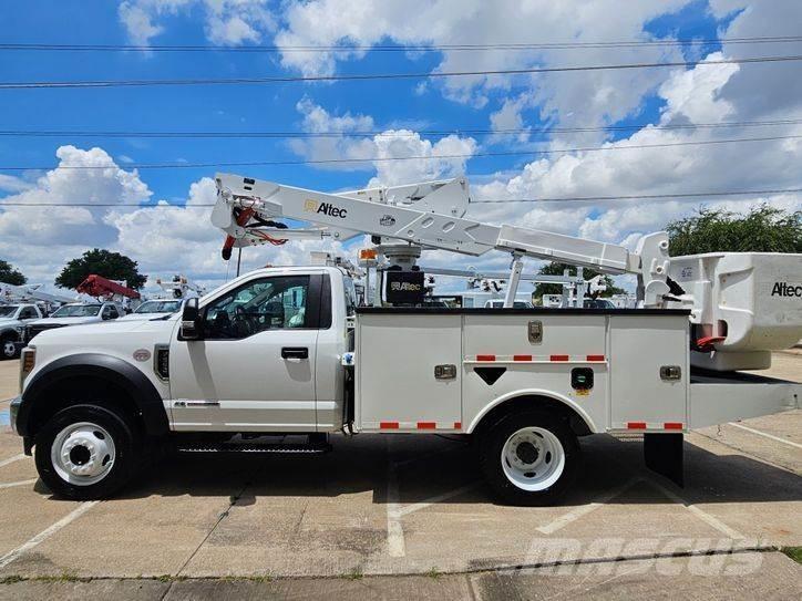 Ford F-550 Auto korvtõstukid