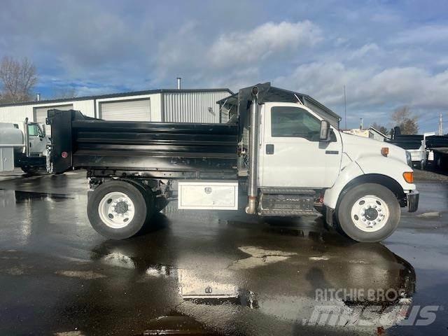 Ford F-650 Raamautod