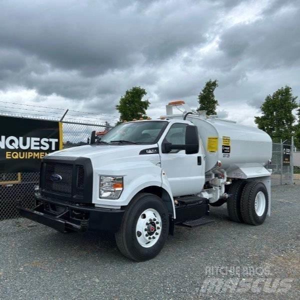 Ford F-750 Tsisternveokid