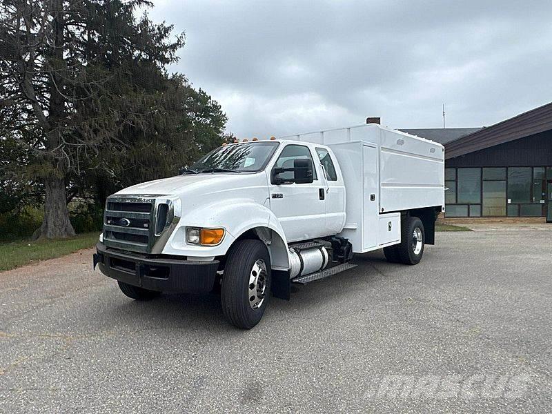 Ford F-750 Hakkeveokid