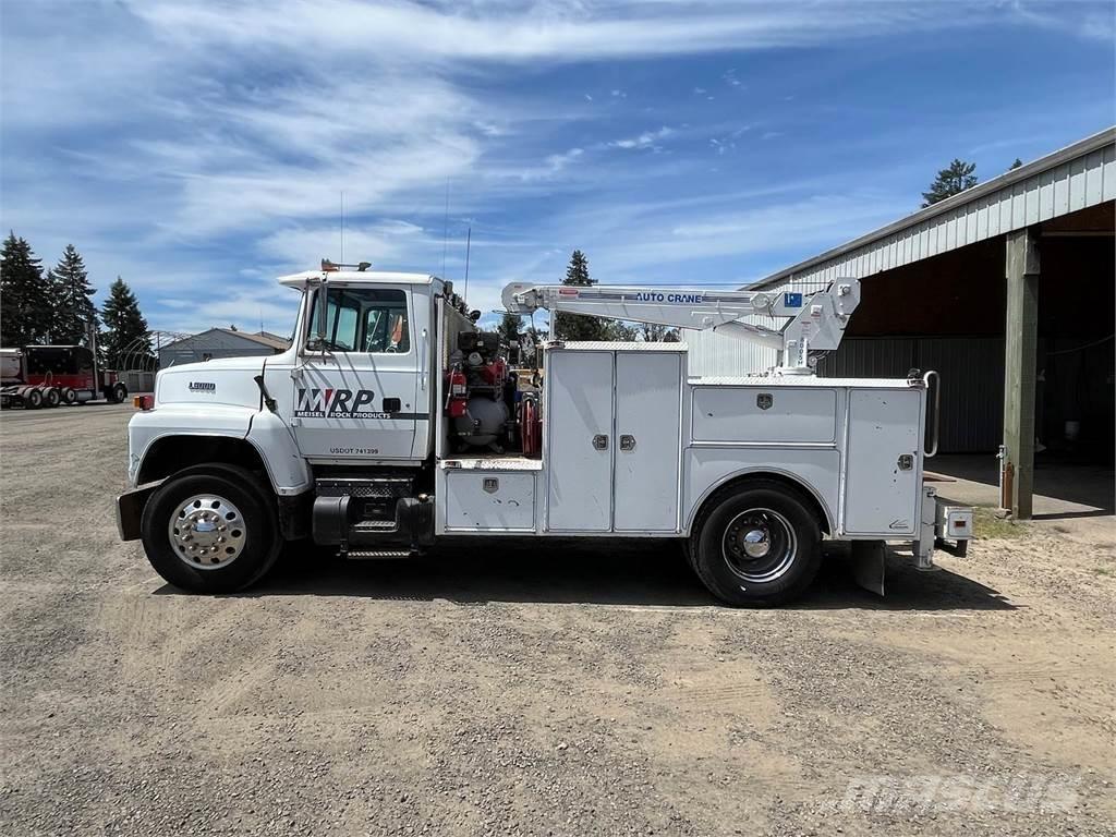Ford L8000 Munitsipaalsõidukid