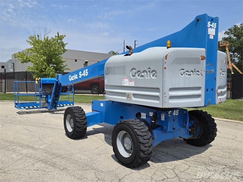 Genie S-45 Teleskoop poomtõstukid