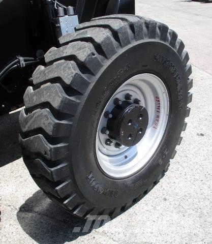 JLG 1055 Teleskooplaadurid