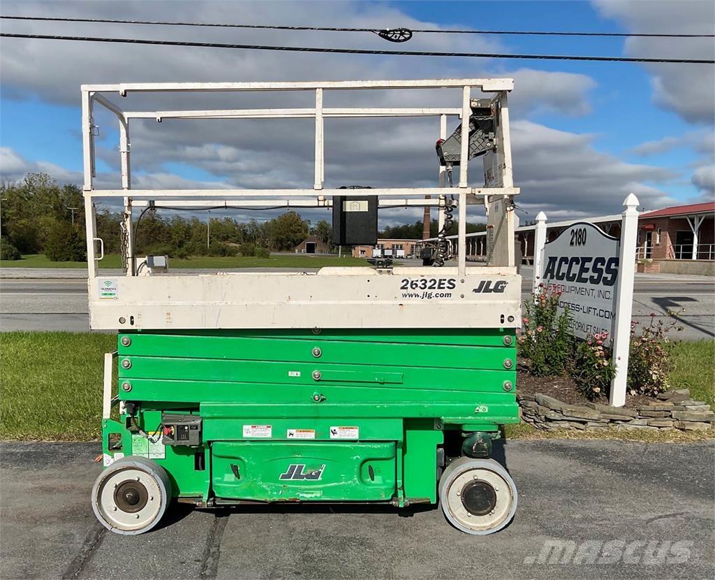 JLG 2632ES Käärtõstukid