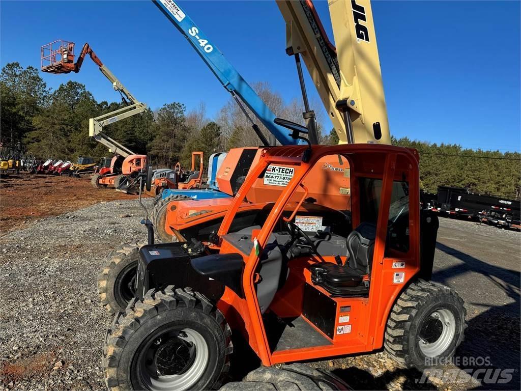 JLG G5-18A Teleskooplaadurid