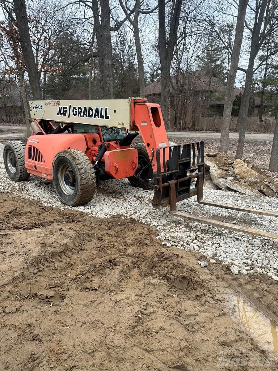 JLG G9-43A Teleskooplaadurid