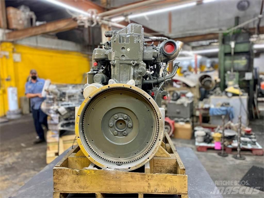 Mack E7 Mootorid