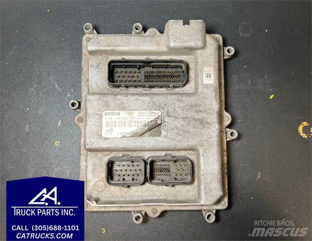 Mack E7 Elektroonikaseadmed