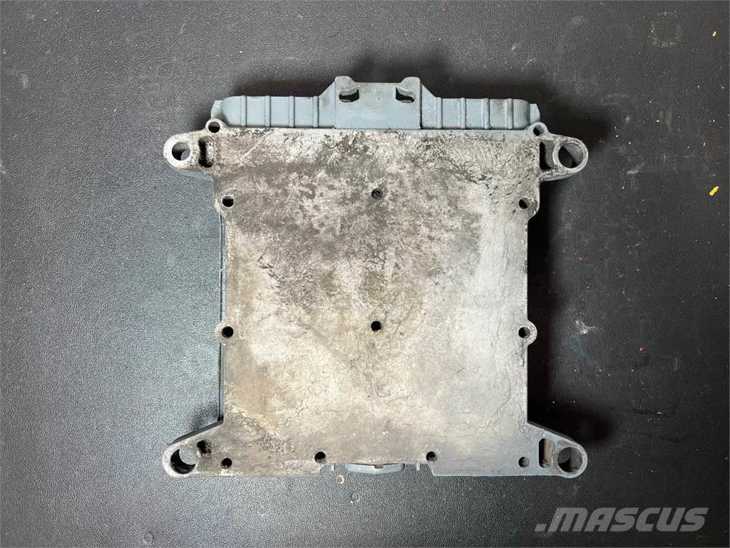 Mack E7 Elektroonikaseadmed