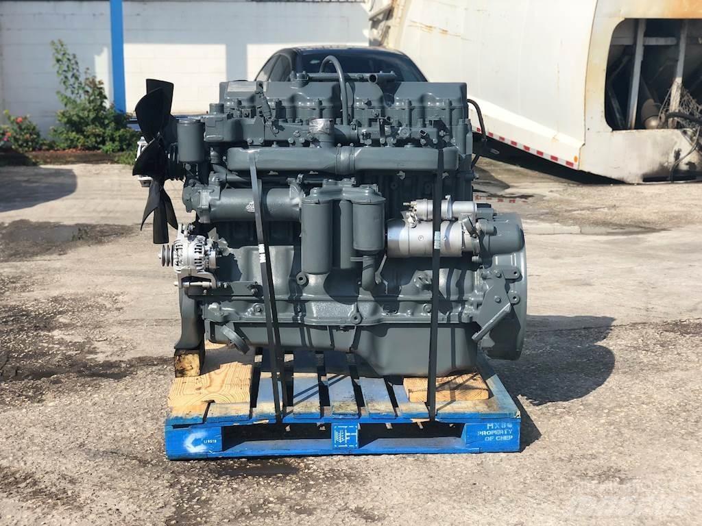 Mack E7-350 Mootorid