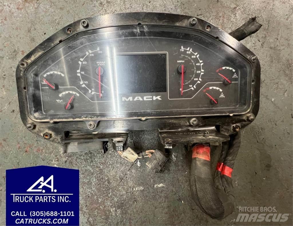 Mack LE612 Muud osad