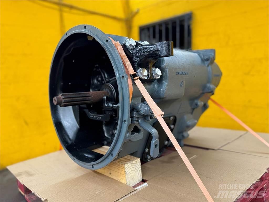 Mack T2100 Käigukastid