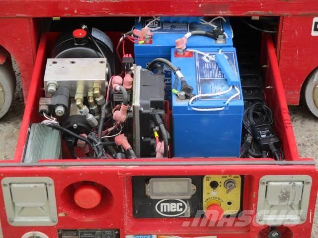 MEC 1330SE Käärtõstukid