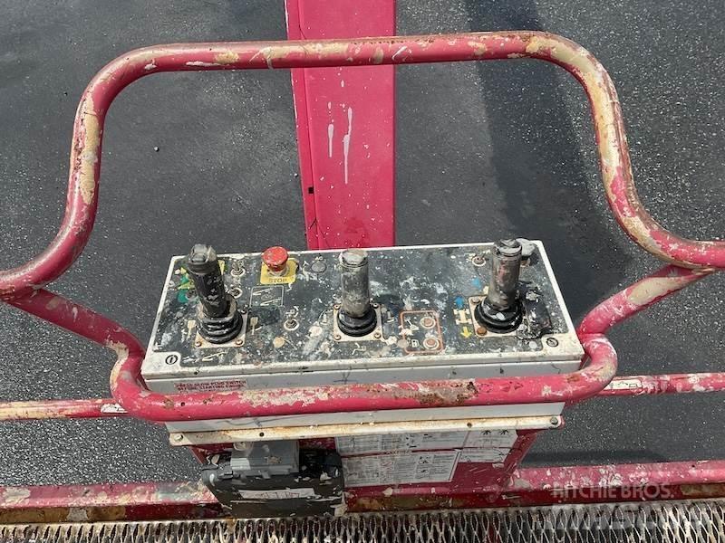 MEC 60J Teleskoop poomtõstukid