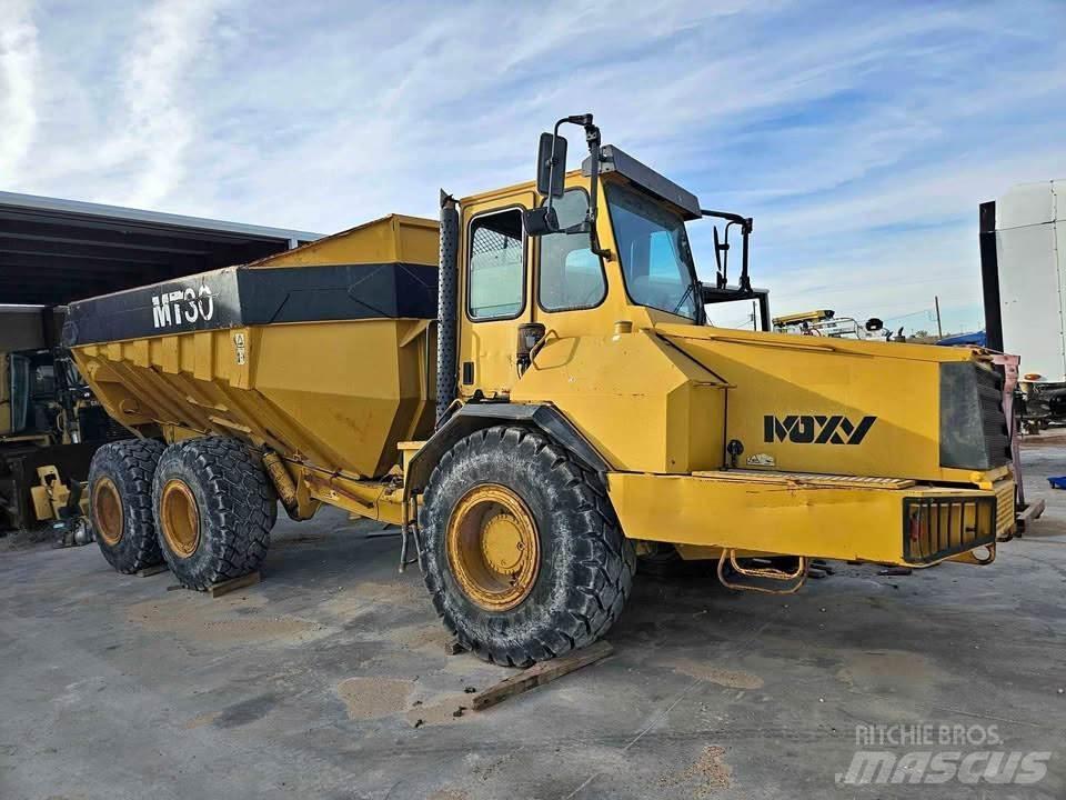 Moxy MT-30 Liigendraamiga pinnaseveokid
