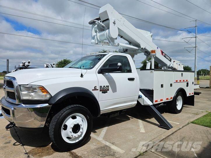 RAM 5500 Auto korvtõstukid