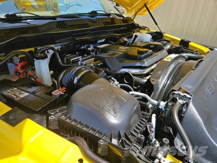 RAM 5500 Auto korvtõstukid